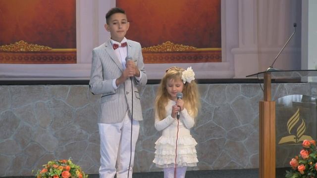 Пение "Под небом голубым" [13-08-2016] смотреть онлайн