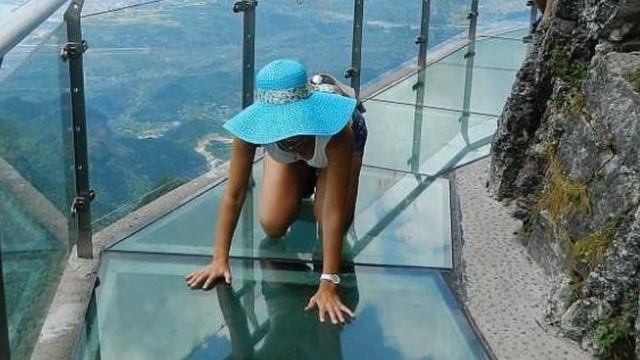 Узнайте, как избавиться от страха высоты и наслаждаться жизнью. смотреть онлайн