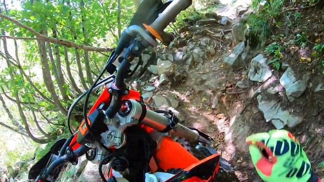 Архыз , вокруг озера Белореченское на семицветное . круг смотреть онлайн