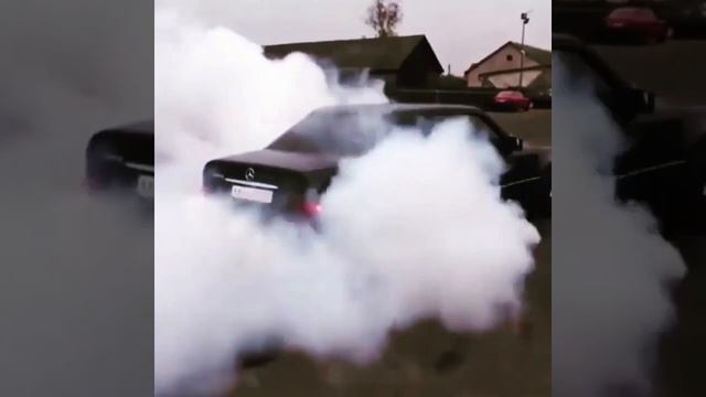 W124 дрифт Мерседес волчок амг смотреть онлайн