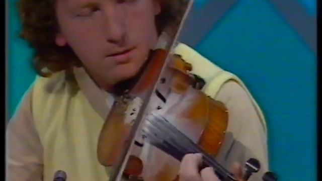Traditional Irish music :"De Danann" : 3 reels смотреть онлайн