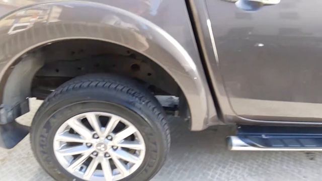 Mitsubishi L200 2.4 DI-D 181CV Double Cab Intense смотреть онлайн