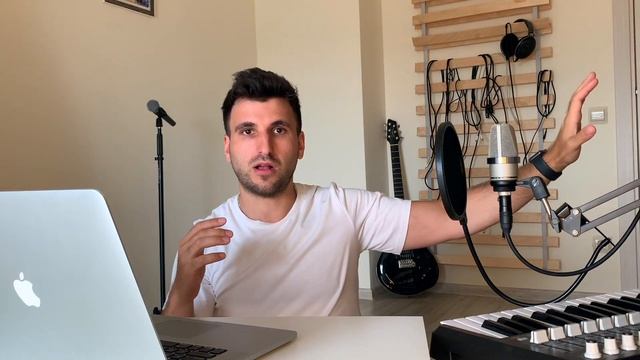 Литературные приемы для авторов, артистов и музыкантов. Секретные способы улучшения песен и стихов смотреть онлайн