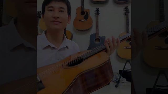 So sánh NHANH: Matsuoka M-40 vs Yamaha C-400 || Đàn Guitar Nhật смотреть онлайн