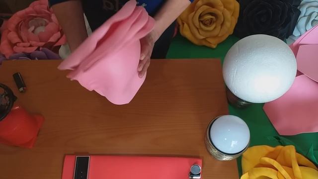 Diy Foam Flowers making.Ростовая роза из фоамирана. Часть 1.Big flowers.Diy Foam Flowers making смотреть онлайн