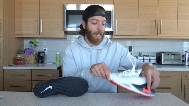 Training Shoes Vs Running Shoes | Key Differences смотреть онлайн