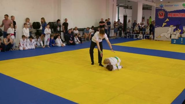 Прямая трансляция пользователя Давид Музыка смотреть онлайн