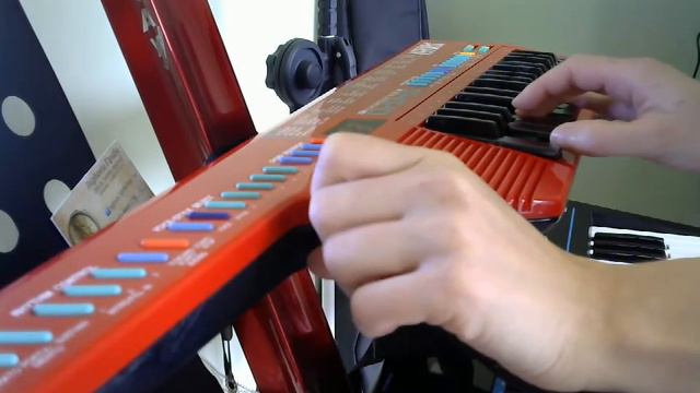 Yamaha SHS-10 смотреть онлайн