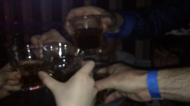 Чокнулись смотреть онлайн