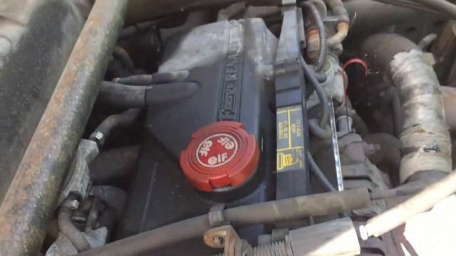 Renault 19 GTS 1992 - Moteur en marche смотреть онлайн