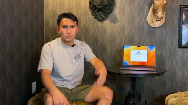 UNBOXING - why the MacBook Pro 14" does not have touch bar? смотреть онлайн