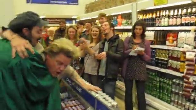 Reverend Billy UK Shopocalypse Tour - Liverpool Tesco Exorcism! смотреть онлайн