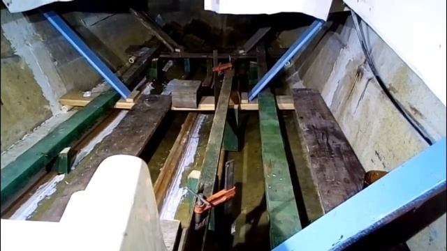 Большой ремонт катера Microplus 461. Часть 6. Вклейка силового набора. смотреть онлайн