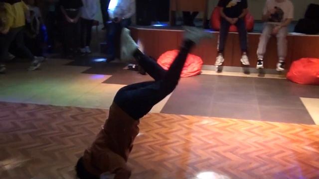 Брейк данс. Крепкий орешек. Kids. D-key смотреть онлайн