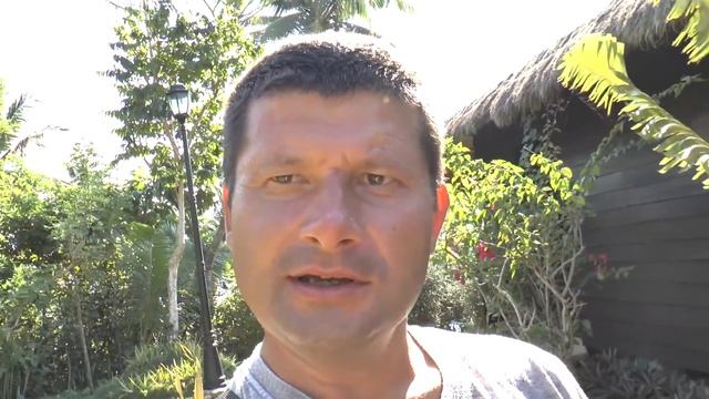 Жизнь на острове Таблас - Жилье на Филиппинах - В гостях у итальянской семьи смотреть онлайн