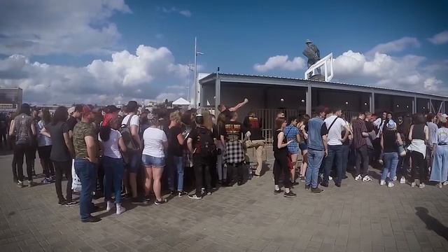 Guns N' Roses - Siberian Fan смотреть онлайн