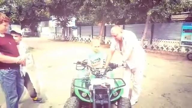 Детская автошкола авс учит маленьких профи смотреть онлайн