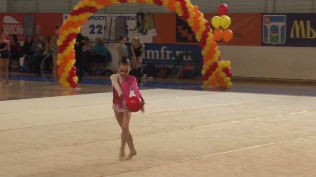 Хоф Дарья, 2003, мяч. Февральские узоры, Мытищи 2014 смотреть онлайн