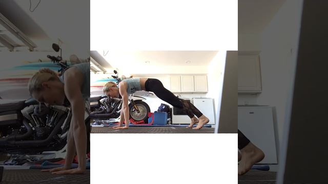 Intermediate Class with Charlotte Landreau смотреть онлайн