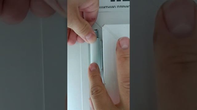 Установка декоративных накладок на верхнюю оконную петлю смотреть онлайн