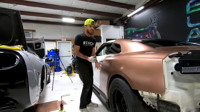 1400HP GTR-Satin Rose Gold Chrome!! смотреть онлайн