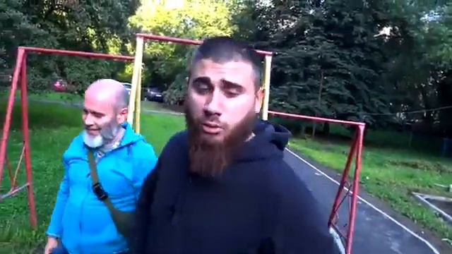 ЛЕВ ПРОТИВ - РЕЙД ПО ДЕТСКИМ ПЛОЩАДКАМ - Михаил Лазутин смотреть онлайн