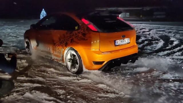FORD FOCUS ST AWD mk2 смотреть онлайн