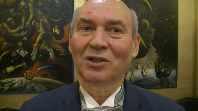 Несколько слов от Куприянова Сергея Петровича о выставке Андрея Ахальцева 26.12.19. Галерея Флора. смотреть онлайн