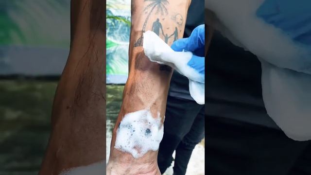 Bird name tattoo #ranaghat #sagargond #tattoozden #tattoo #video #viral #shots #tattoolover смотреть онлайн