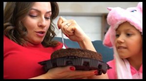 Мама ВИКИ ШОУ ПОПАЛА В БОЛЬНИЦУ! Что случилось с мамой Вики Шоу? / Беременная мама Viki Show