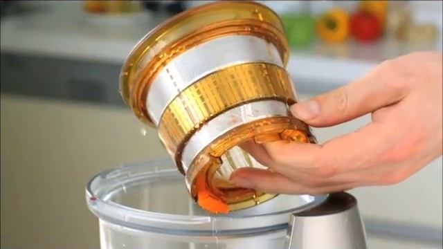 Kuvings Silent Juicer Easy Clean Up смотреть онлайн