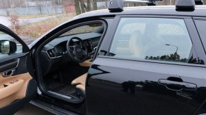 Тест VOLVO V90 CC 2.0D - Внедорожник на минималках