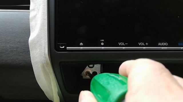 フリードハイブリッド 走行中にナビ操作 TVキット取付 смотреть онлайн