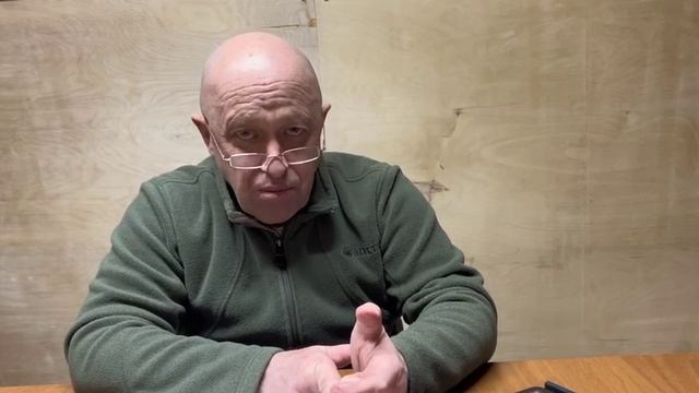 2_5400195220304308615.mp4