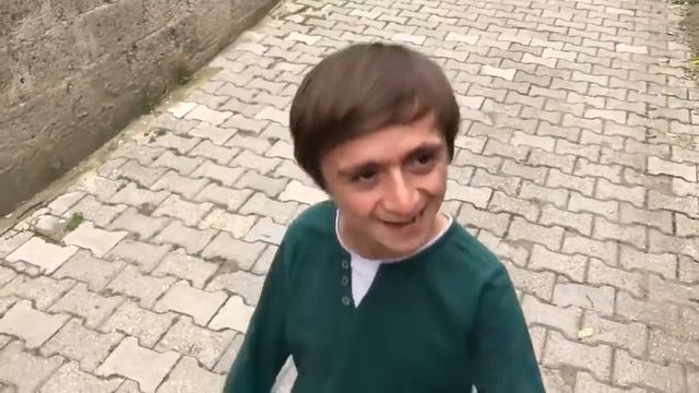 Facia üçlü en komik kolaj смотреть онлайн