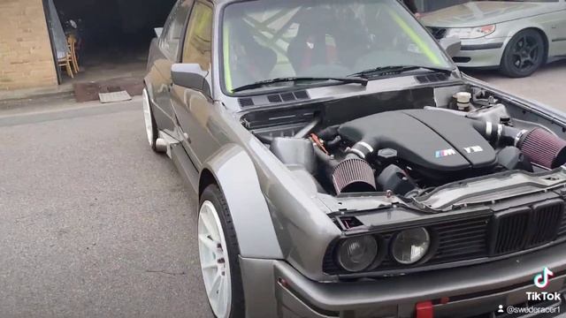 E30 V10 S85B50
