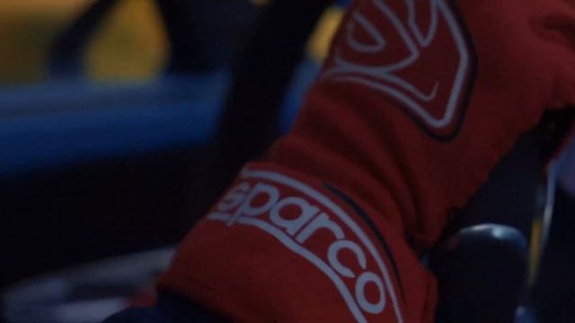 36 секунд сверхскорости: Bugatti Chiron Pur Sport засняли на треке смотреть онлайн