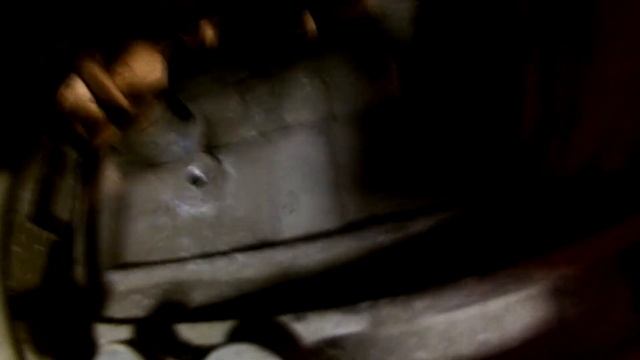 Моргает лампочка давление масло Лансер 10 замена датчика давления масла смотреть онлайн