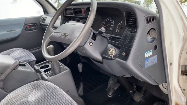 SALE REVIEW: 1991 TOYOTA Hiace Super GL 4wd Van by VANLIFE NORTHWEST смотреть онлайн