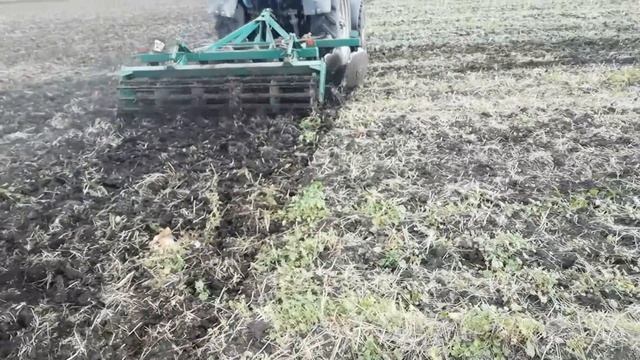 ПАХАТЬ или НЕ ПАХАТЬ... Мое мнение на обработку почвы. смотреть онлайн