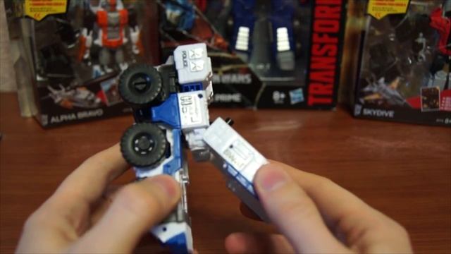 Обзор Hasbro Transformers Generation Combiner Wars Rook