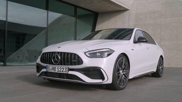 2023 Mercedes-Benz C43 AMG TURBO/ELECTRIFIED смотреть онлайн