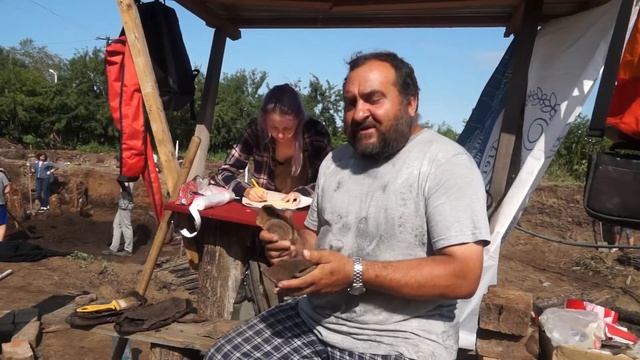 Древняя Керамика на раскопках в г. Таре. 144 смотреть онлайн