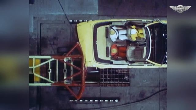 1991 Mercedes 300 CE-24 Cabriolet A 124 смотреть онлайн