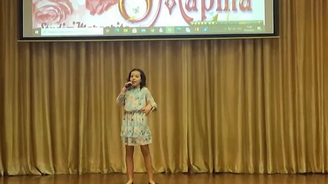 Гуляева Полина "Страна огромная, как детство" смотреть онлайн