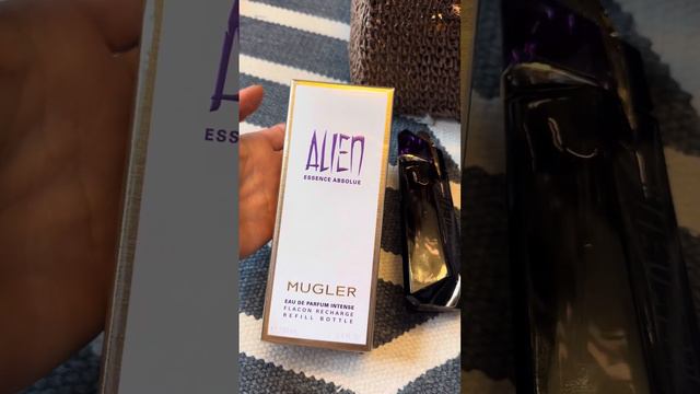 Mugler Alien Неповторимый и единственный Любимый Парфюм смотреть онлайн