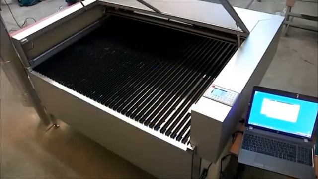 Лазерное расчерчивание школьных досок смотреть онлайн