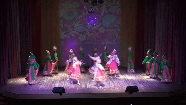 "Русские переборы" - Образцовый хореографический ансамбль "Зоренька" МБУКМП г.Карасук смотреть онлайн