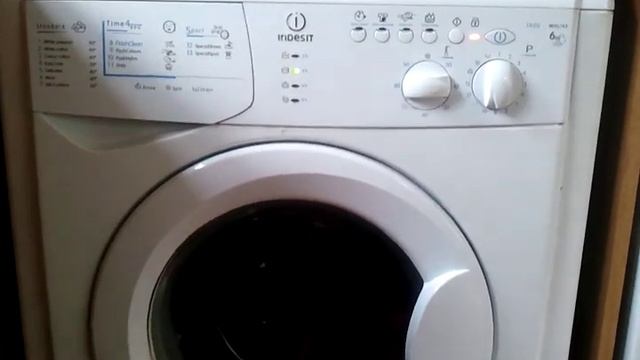 Washing machine Indesit WIXL143 Clicking noise смотреть онлайн
