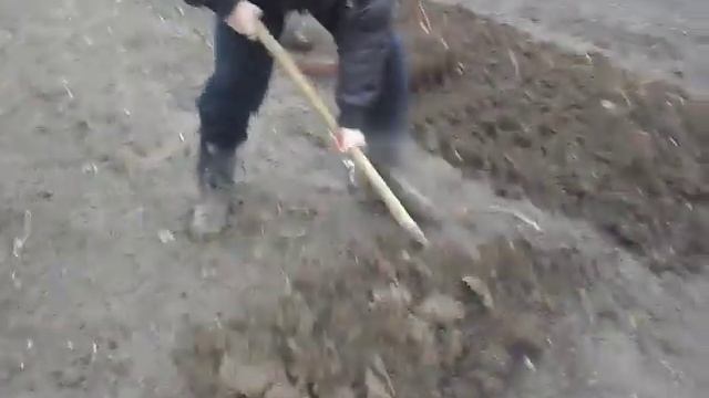 Чудо лопата. Сравнение со штыковой лопатой. смотреть онлайн